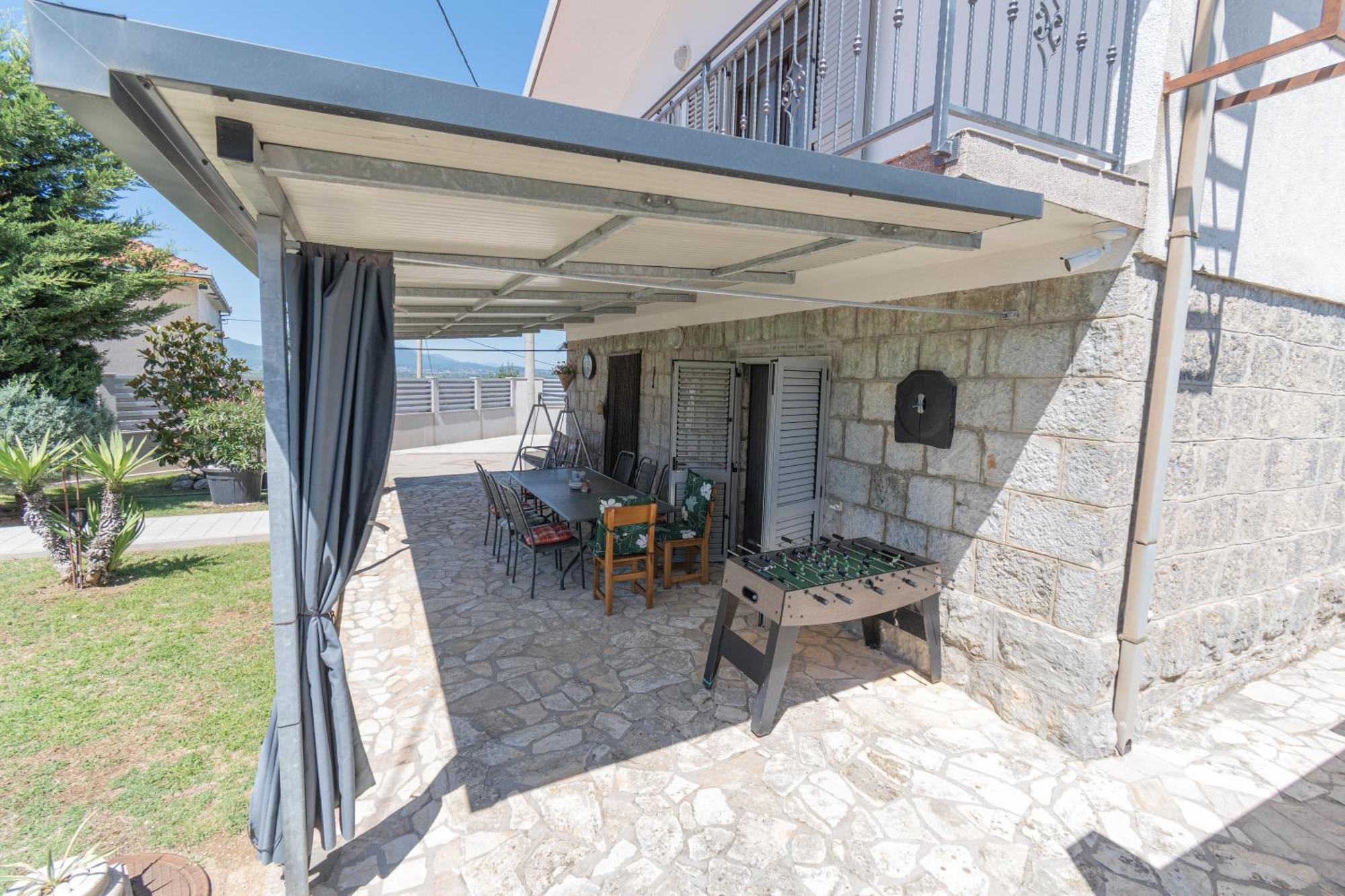Spacious Villa For 10 With A Big Private Pool Trilj Exterior photo